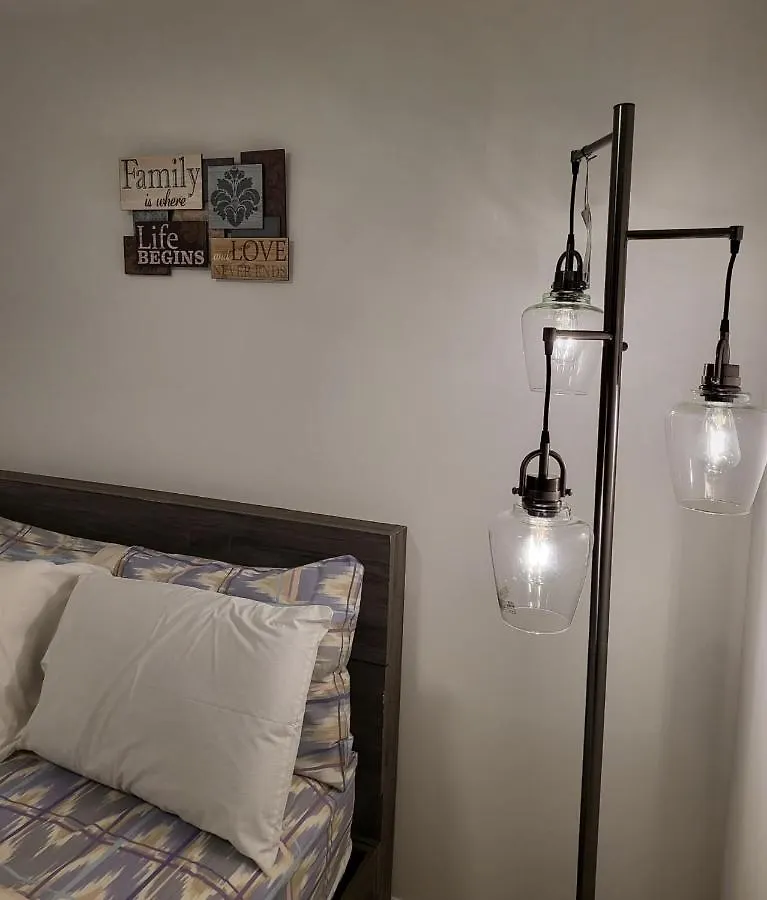 Guest house Luxury Home Ottawa