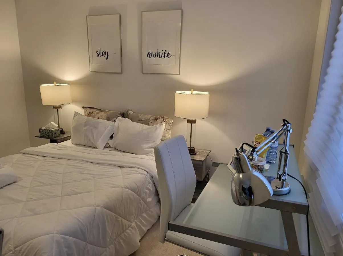 Luxury Home Ottawa Guest house